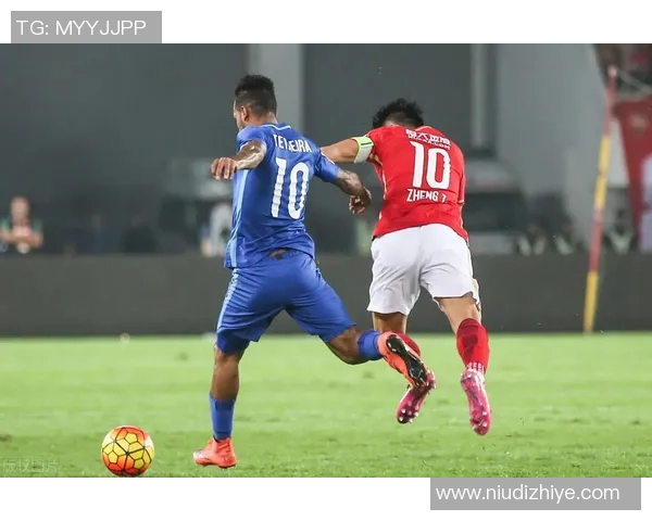 恒大与苏宁激战正酣5月19日精彩对决引发球迷热议