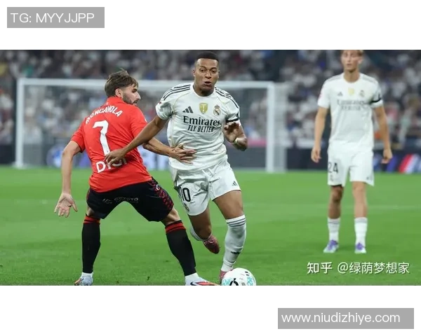 拜仁慕尼黑迎战费内巴切期待一场精彩的欧冠对决